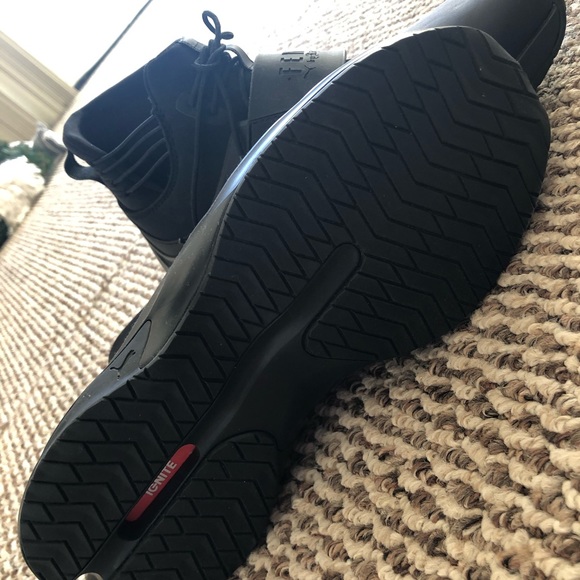 Fenty by Rihanna - Picture 3 of 4